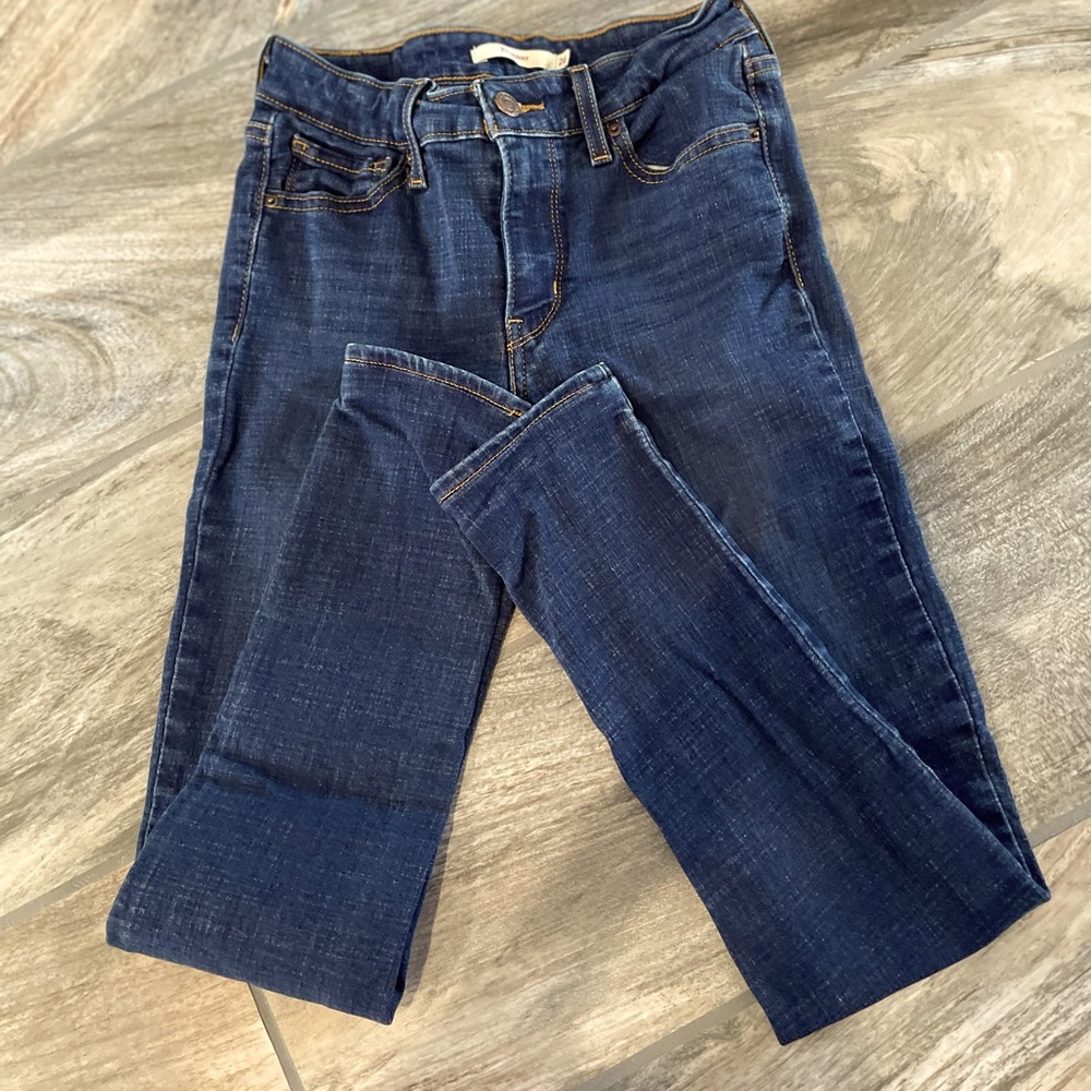 Levi's Women's Skinny Jeans in Dark Blue Denim